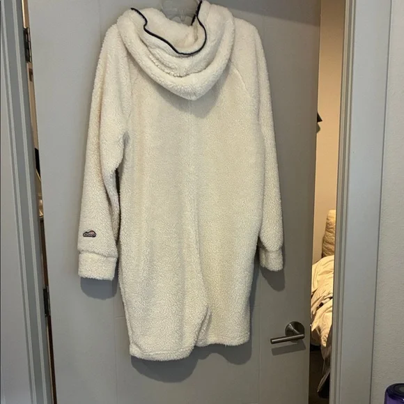 Cozy Cream Hooded Zip-Up Fleece - Picture 5 of 6